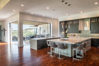 Luxury Kitchens