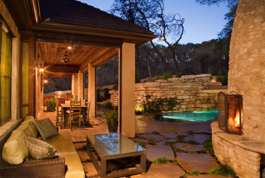 2 Screened Rear Porch